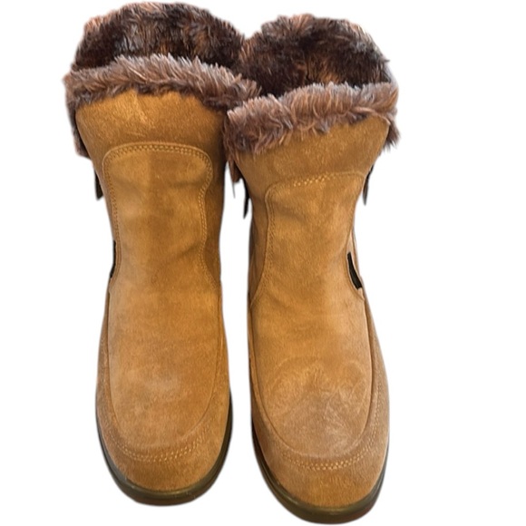 Blondo Shoes - BLONDO Kaddy’s suede ankle boots size 6M